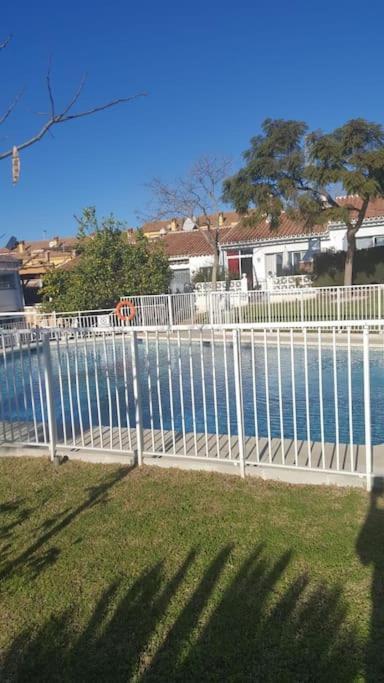 House W Shared Pool, Perfect For Small Families Fuengirola Esterno foto