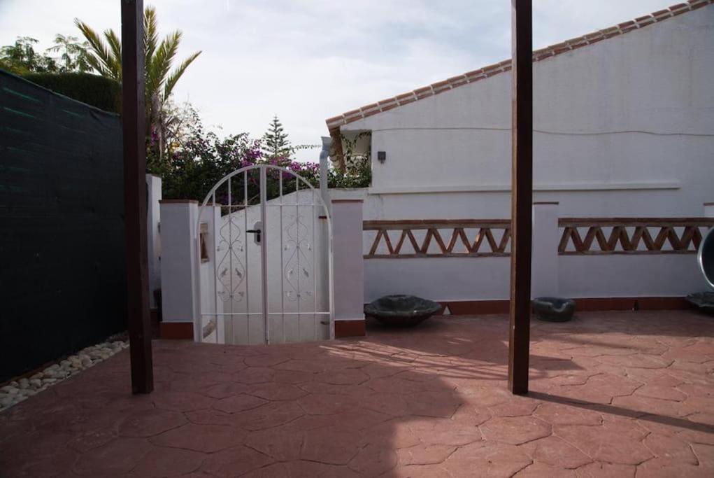 House W Shared Pool, Perfect For Small Families Fuengirola Esterno foto
